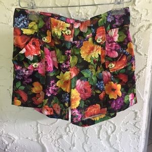 Collection by Elias Ladies Shorts